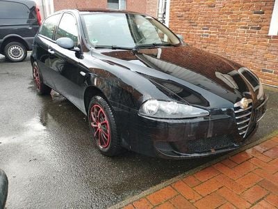 Schwarz Gebraucht 2008 Alfa Romeo 147 Kleinwagen | 1.780 € (Guter Preis)