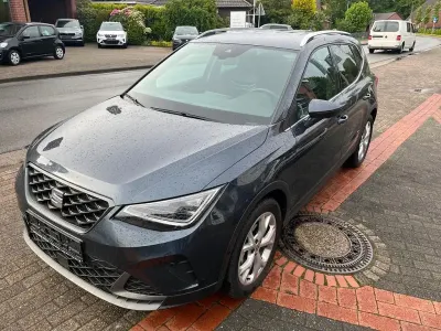 Gebraucht Seat Arona FR 110 PS (80 kW) 2023 Grau SUV