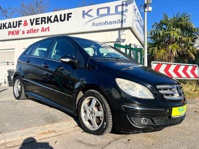 Schwarz Gebraucht 2005 Mercedes E200 Limousine | 3.300 € (Fairer Preis)