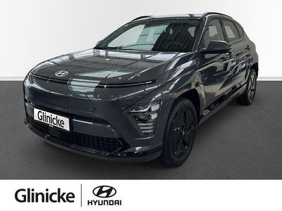 Neu Hyundai Kona Trend 99 kW (135 PS) 2025 Ecotronic grey SUV