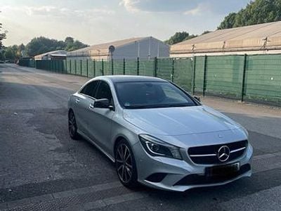 Mercedes CLA200