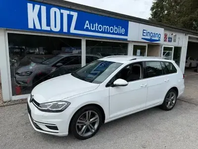 Gebraucht VW Golf VII Highline 150 PS (110 kW) 2019 Weiß Kombi