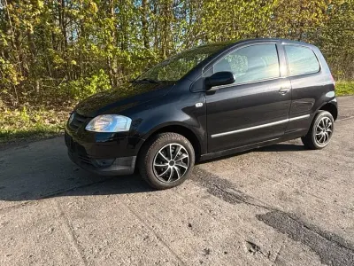 Używany VW Fox 75 KM (55 kW) 2007 Czarny Hatchback