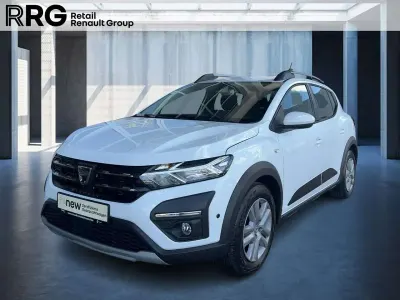 Gebraucht Dacia Sandero Comfort 101 PS (74 kW) 2022 Gletscherweiss Limousine