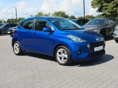 Gebraucht Hyundai i10 67 PS (49 kW) 2023 Blau Kleinwagen