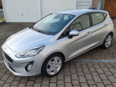 Second-hand Ford Fiesta Cool & Connect 75 CP (55 kW) 2020 Argintiu Hatchback