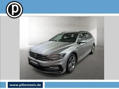 Używany VW Passat Business 200 KM (147 kW) 2021 Srebrny Kombi