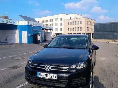 Gebraucht VW Touareg 245 PS (180 kW) 2012 Schwarz SUV