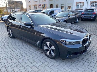 Gebraucht BMW 520 Sport Line 190 PS (139 kW) 2020 Grau Kombi
