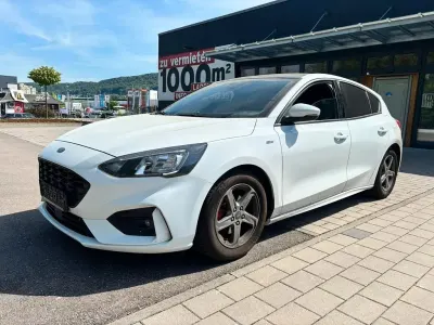Gebraucht Ford Focus ST-Line 120 PS (88 kW) 2020 Weiß Limousine