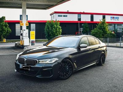 Brugt BMW M550 Performance 530 HK (389 kW) 2021 Grå Sedan