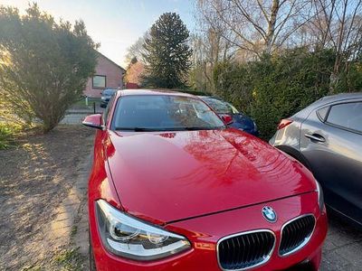 Second-hand BMW 118 Sport Line 136 CP (100 kW) 2011 Roșu Hatchback