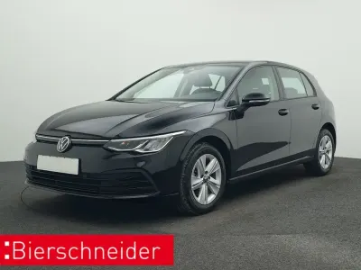 Gebraucht VW Golf VIII Life 116 PS (85 kW) 2023 Schwarz Limousine