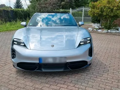 Gebraucht Porsche Taycan Turbo 500 kW (680 PS) 2020 Silber Limousine
