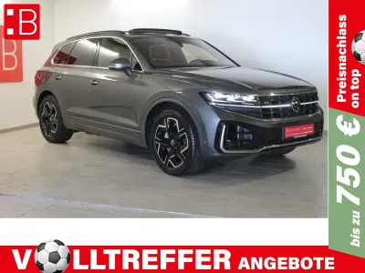 Gebraucht VW Touareg R-line 340 PS (250 kW) 2024 Grau SUV
