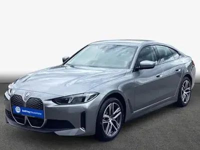Neu BMW i4 Sport Line 210 kW (286 PS) 2026 Grau Limousine