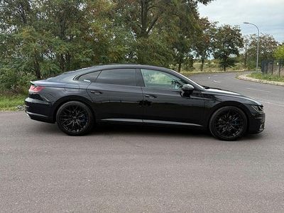 Second-hand VW Arteon R 150 CP (110 kW) 2018 Negru Hatchback