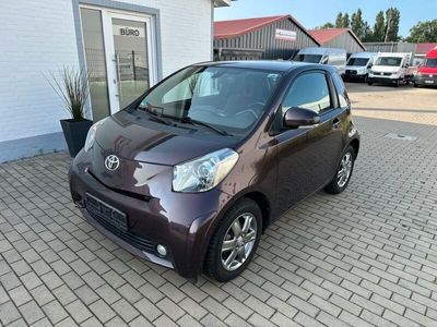 Toyota iQ