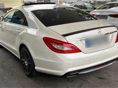 Gebraucht Mercedes CLS250 AMG line 204 PS (150 kW) 2012 Weiß Coupé
