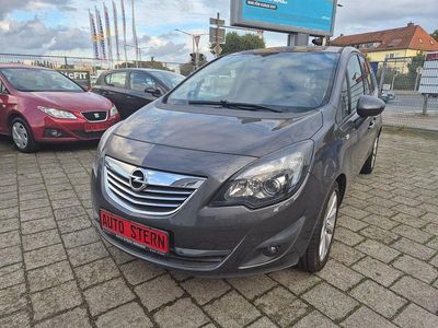 Grau Gebraucht 2011 Opel Meriva Innovation Van / Kleinbus | 6.999 € (Etwas zu teuer)