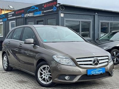Gebraucht Mercedes B200 156 PS (114 kW) 2014 Grau Van / Kleinbus