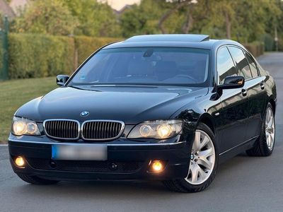 BMW 750