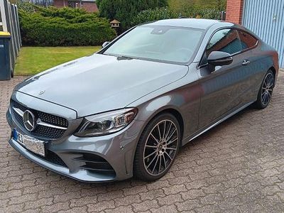 Usata Mercedes C300 258 CV (189 kW) 2019 Grigio Coupé