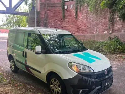 Gebraucht Fiat Doblò 90 PS (66 kW) 2016 Weiß Van / Kleinbus