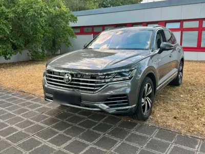 Gebraucht VW Touareg 286 PS (210 kW) 2019 Grau SUV