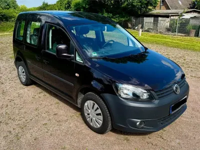 Gebraucht VW Caddy Edition 75 PS (55 kW) 2011 Violett Van / Kleinbus