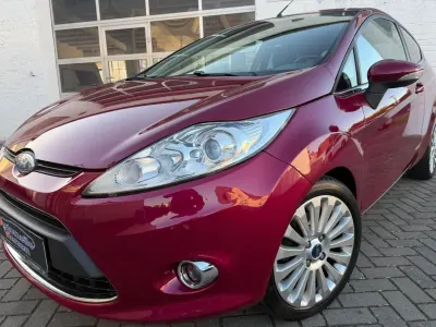 Gebraucht Ford Fiesta Titanium 82 PS (60 kW) 2009 Violet Limousine