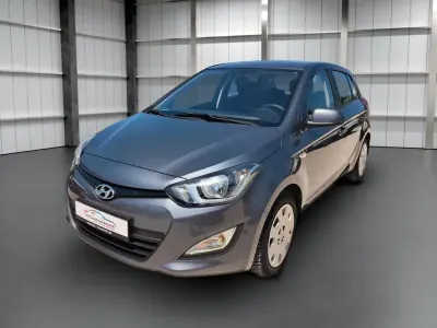 Gebraucht Hyundai i20 Trend 86 PS (63 kW) 2014 Grau Kleinwagen