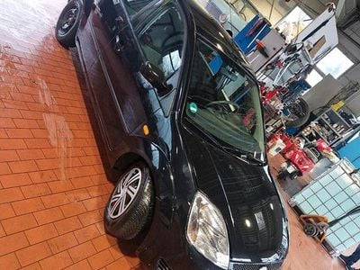 Gebraucht Ford Fiesta 69 PS (50 kW) 2004 Kleinwagen