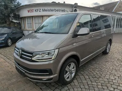 Gebraucht VW Multivan 150 PS (110 kW) 2016 Beige Van / Kleinbus