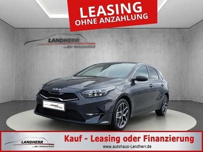 Neu Kia Ceed Gold 140 PS (102 kW) 2026 Grau Kleinwagen