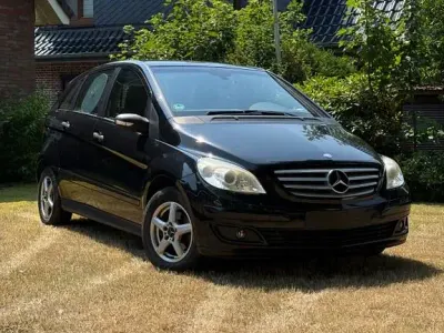 Gebraucht Mercedes B170 116 PS (85 kW) 2008 Schwarz Van / Kleinbus