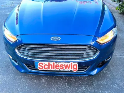 Gebraucht Ford Mondeo Titanium 180 PS (132 kW) 2017 Blau Limousine