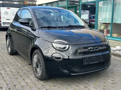 Usata Fiat 500e Icon 86 kW (118 CV) 2022 Nero Berlina