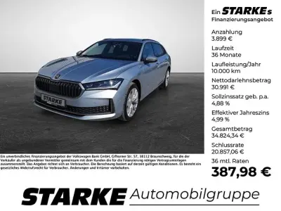 Gebraucht Skoda Superb Selection 150 PS (110 kW) 2024 Grau (graphite grau metallic) Kombi