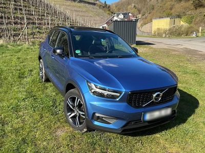 Gebraucht Volvo XC40 190 PS (139 kW) 2019 Blau SUV