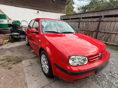 Gebraucht VW Golf IV 75 PS (55 kW) 2002 Rot Kleinwagen