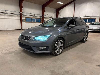 Grau Gebraucht 2014 Seat Leon ST FR Kombi | 5.990 € (Fairer Preis)