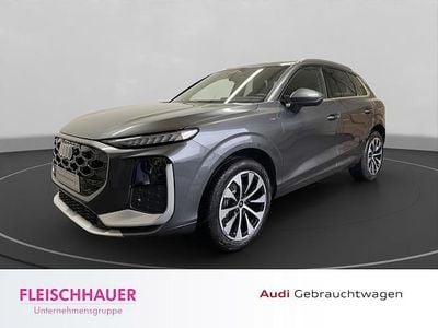 Grau Gebraucht 2025 Audi Q3 Comfort SUV | 52.880 €