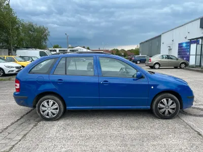 Gebraucht Skoda Fabia 59 PS (43 kW) 2008 Blau Kombi