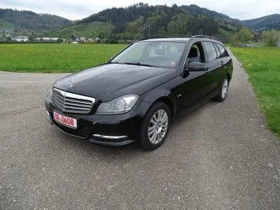 Gebraucht Mercedes C220 170 PS (125 kW) 2011 Schwarz Kombi