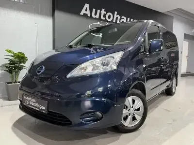 Gebraucht Nissan e-NV200 Tekna 80 kW (110 PS) 2018 Blau Van / Kleinbus