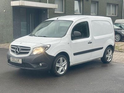 Mercedes Citan 109