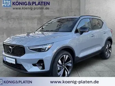 Nowe Volvo XC40 Ultra 197 KM (144 kW) 2026 Szary SUV