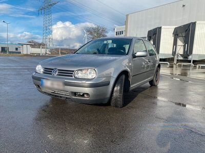 gebraucht VW Golf IV 1.6 TÜV Special Auto SZH Klima SRA