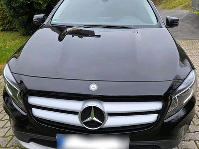 Usata Mercedes GLA180 122 CV (89 kW) 2016 Nero SUV